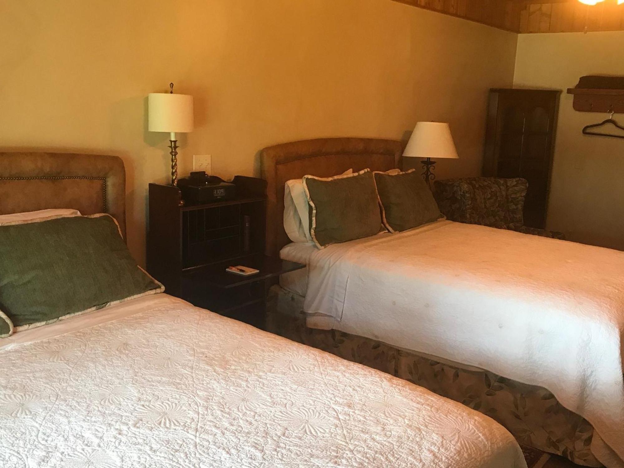 ホテル Joshua Creek Ranch ベルネ 部屋 写真