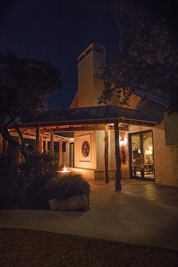 ホテル Joshua Creek Ranch ベルネ エクステリア 写真