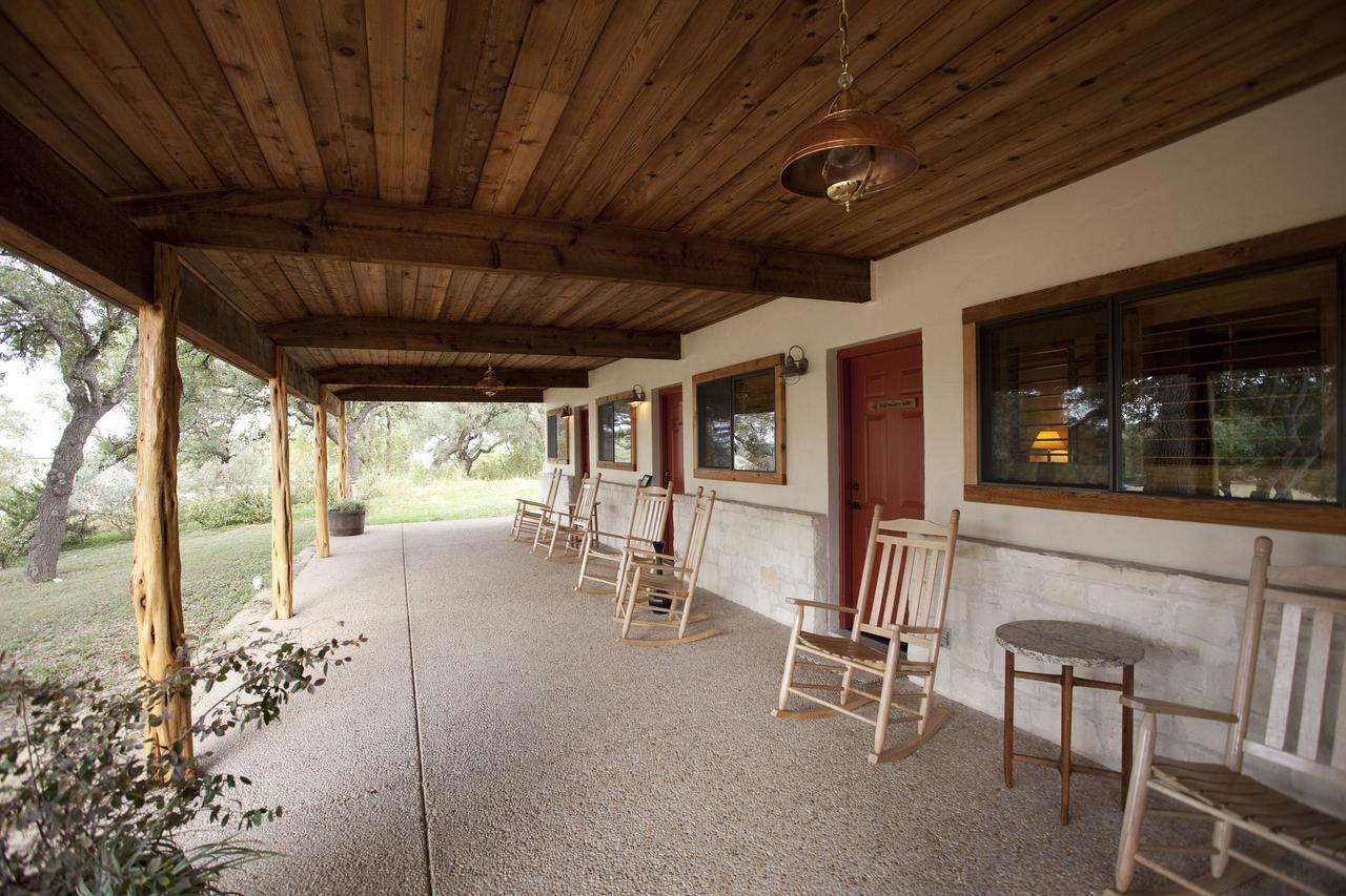 ホテル Joshua Creek Ranch ベルネ エクステリア 写真