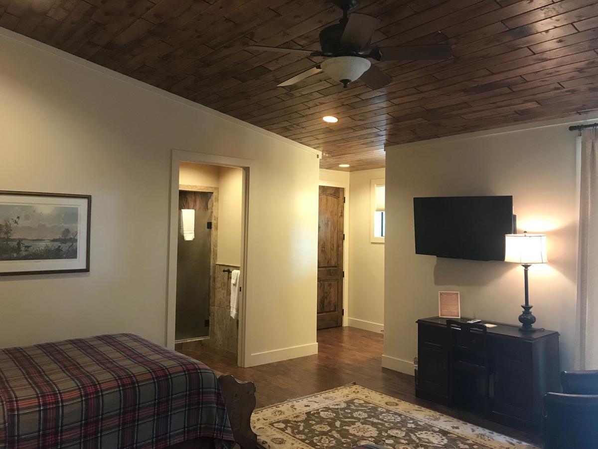 ホテル Joshua Creek Ranch ベルネ エクステリア 写真