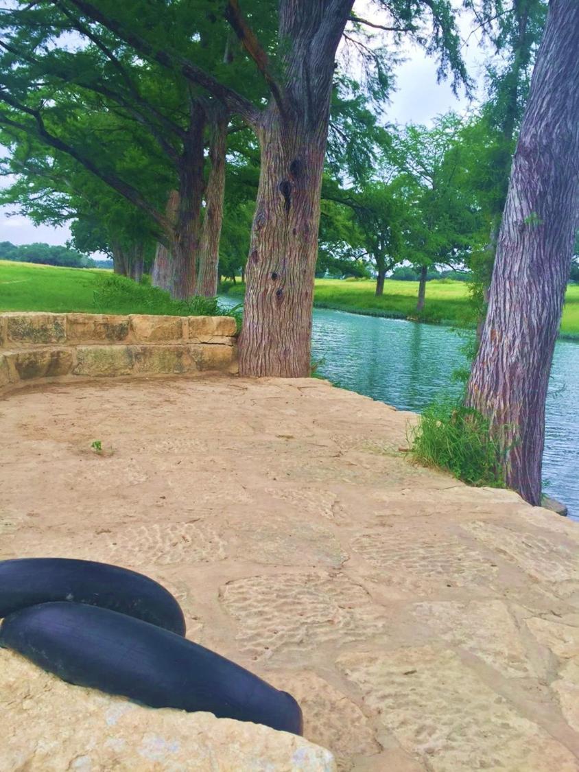 ホテル Joshua Creek Ranch ベルネ エクステリア 写真