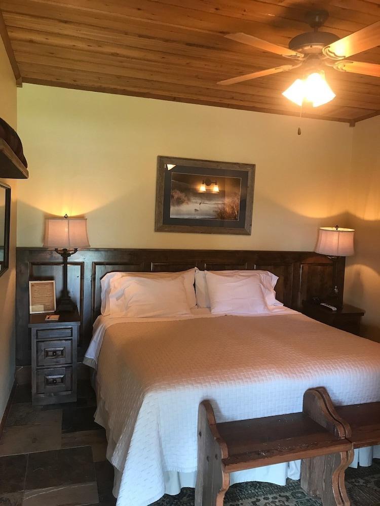 ホテル Joshua Creek Ranch ベルネ エクステリア 写真