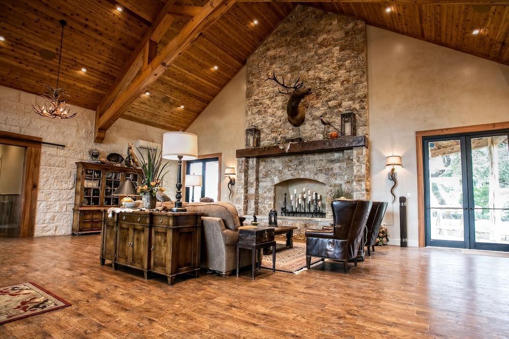 ホテル Joshua Creek Ranch ベルネ エクステリア 写真