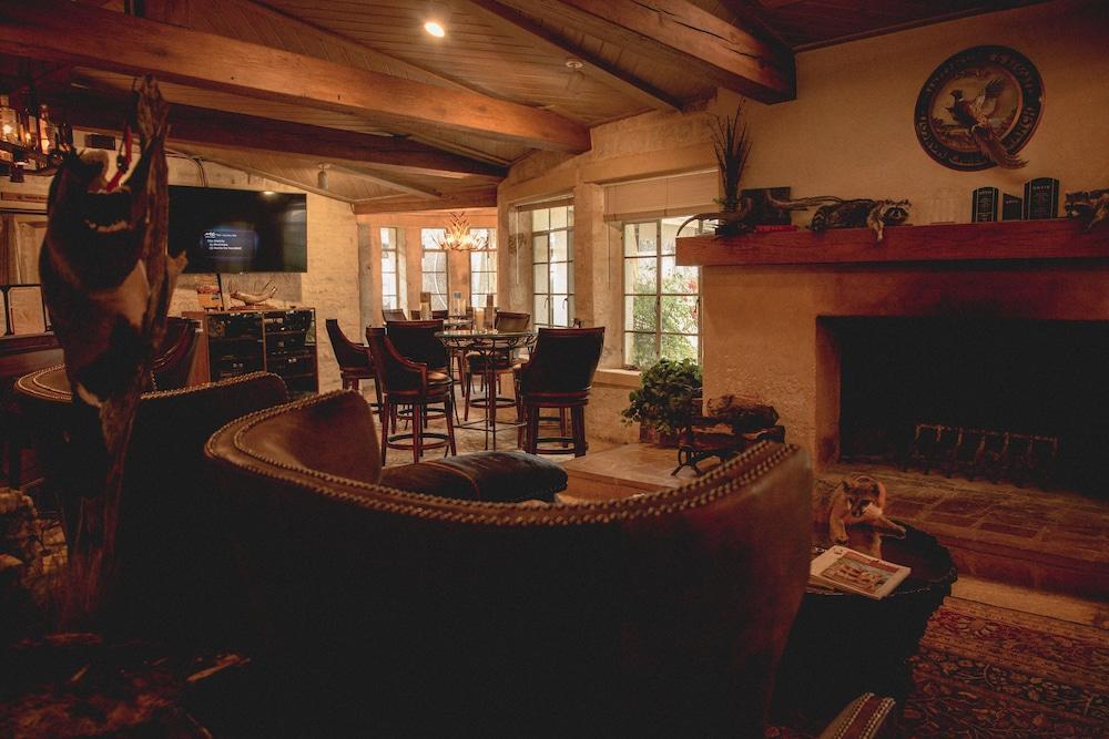 ホテル Joshua Creek Ranch ベルネ エクステリア 写真